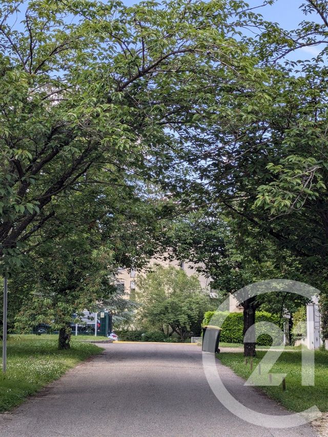 Appartement T5 à vendre TASSIN LA DEMI LUNE