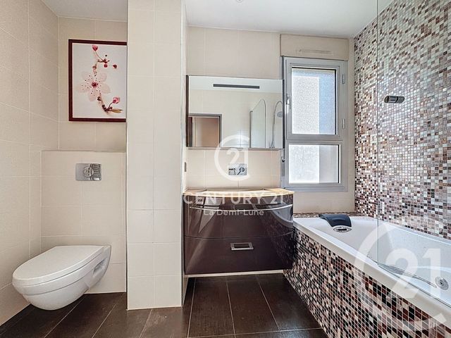 Appartement T5 à vendre - 5 pièces - 112.42 m2 - TASSIN LA DEMI LUNE - 69 - RHONE-ALPES - Century 21 La Demi-Lune