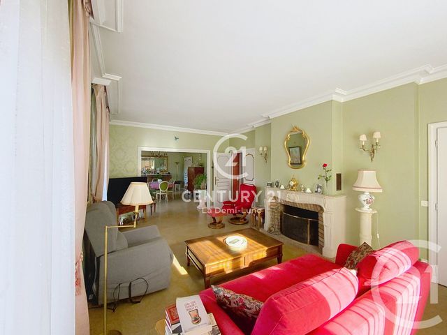 maison à vendre - 8 pièces - 197.55 m2 - CHARBONNIERES LES BAINS - 69 - RHONE-ALPES - Century 21 La Demi-Lune