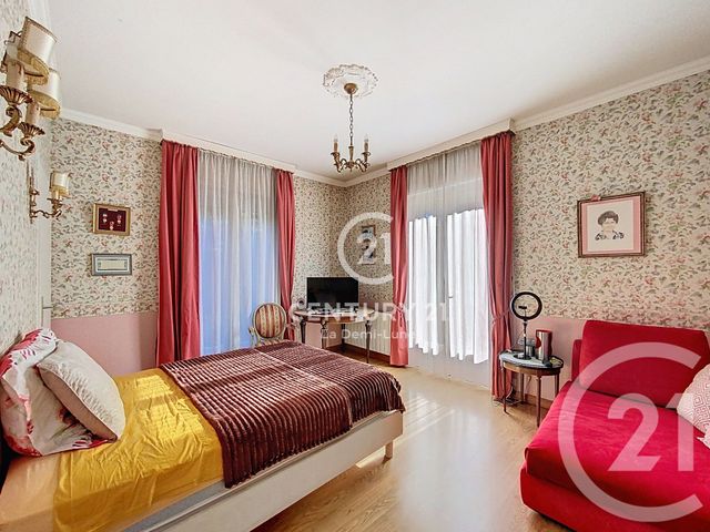 maison à vendre - 8 pièces - 197.55 m2 - CHARBONNIERES LES BAINS - 69 - RHONE-ALPES - Century 21 La Demi-Lune