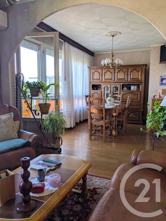 Appartement T3 à vendre - 3 pièces - 66.28 m2 - LYON - 69009 - RHONE-ALPES - Century 21 La Demi-Lune