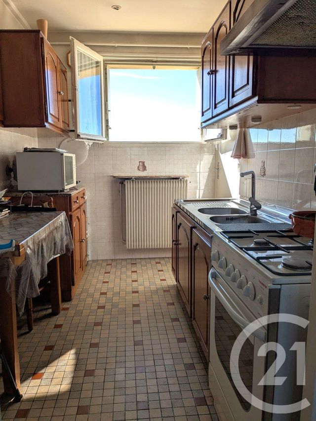 Appartement T3 à vendre - 3 pièces - 66.28 m2 - LYON - 69009 - RHONE-ALPES - Century 21 La Demi-Lune