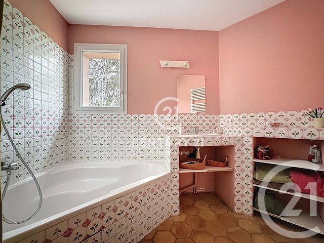 maison à vendre - 8 pièces - 225.08 m2 - LIMONEST - 69 - RHONE-ALPES - Century 21 La Demi-Lune