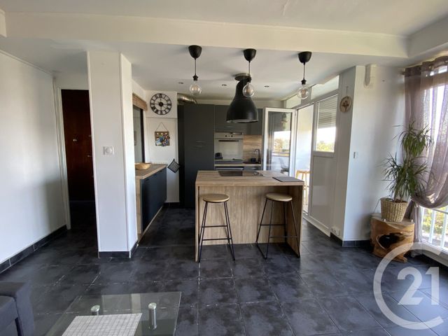 Appartement T3 à vendre - 3 pièces - 59.65 m2 - TASSIN LA DEMI LUNE - 69 - RHONE-ALPES - Century 21 La Demi-Lune