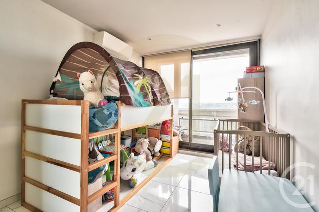 Appartement F4 à vendre - 4 pièces - 83.02 m2 - LYON - 69009 - RHONE-ALPES - Century 21 La Demi-Lune