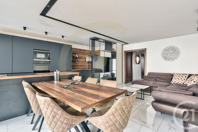 Appartement F4 à vendre - 4 pièces - 83.02 m2 - LYON - 69009 - RHONE-ALPES - Century 21 La Demi-Lune