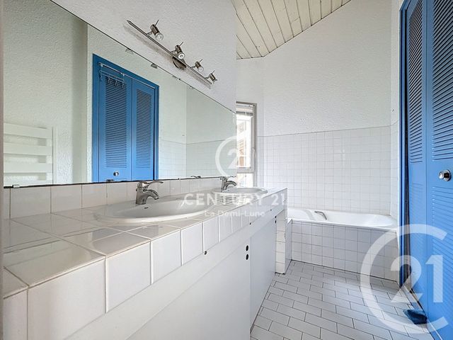 maison à vendre - 5 pièces - 133.34 m2 - ROCHETAILLEE SUR SAONE - 69 - RHONE-ALPES - Century 21 La Demi-Lune