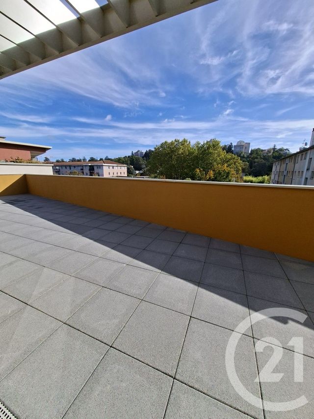 Appartement T4 à vendre - 5 pièces - 107.35 m2 - TASSIN LA DEMI LUNE - 69 - RHONE-ALPES - Century 21 La Demi-Lune
