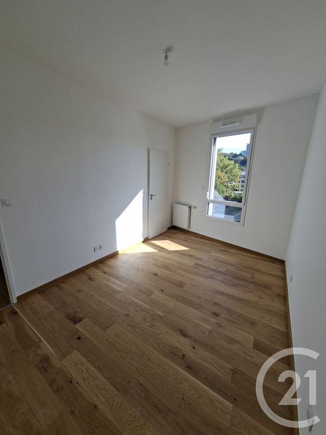 Appartement T4 à vendre - 5 pièces - 107.35 m2 - TASSIN LA DEMI LUNE - 69 - RHONE-ALPES - Century 21 La Demi-Lune