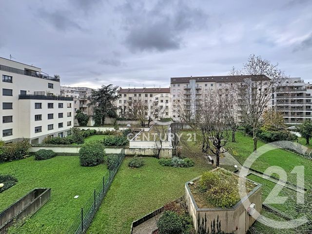 Appartement T4 à vendre - 4 pièces - 87.55 m2 - VILLEURBANNE - 69 - RHONE-ALPES - Century 21 La Demi-Lune