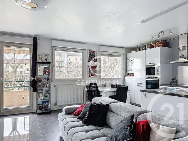 Appartement T4 à vendre - 4 pièces - 87.55 m2 - VILLEURBANNE - 69 - RHONE-ALPES - Century 21 La Demi-Lune