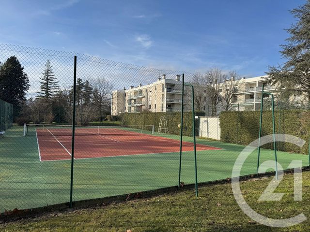 Appartement T3 à vendre - 4 pièces - 93.66 m2 - CHARBONNIERES LES BAINS - 69 - RHONE-ALPES - Century 21 La Demi-Lune