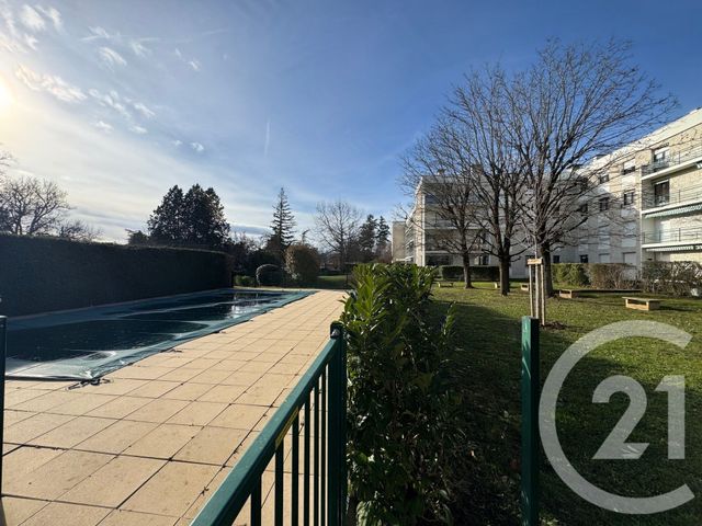 Appartement T3 à vendre - 4 pièces - 93.66 m2 - CHARBONNIERES LES BAINS - 69 - RHONE-ALPES - Century 21 La Demi-Lune