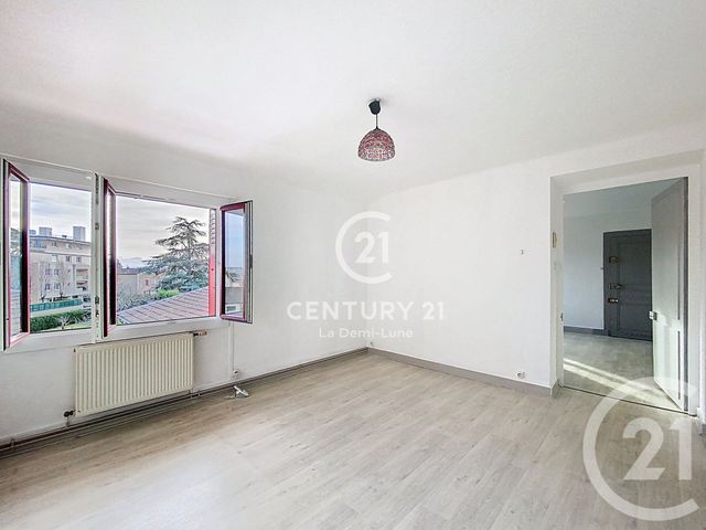 Appartement T3 à louer - 3 pièces - 64.35 m2 - CRAPONNE - 69 - RHONE-ALPES - Century 21 La Demi-Lune