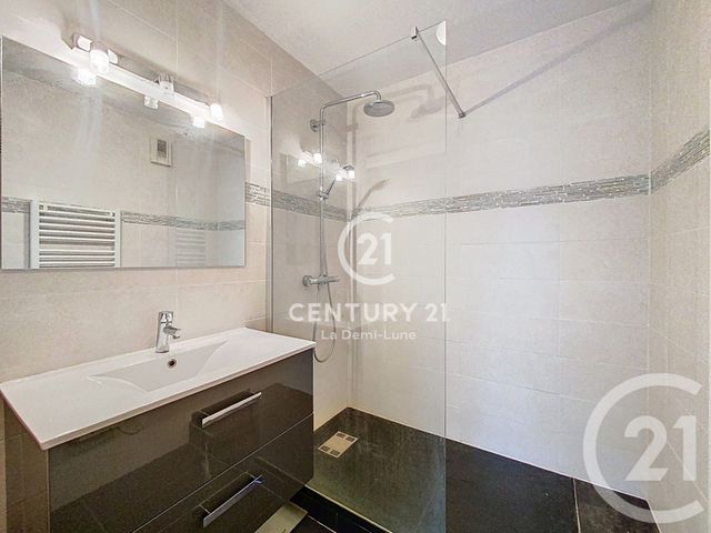 Appartement T2 à vendre - 2 pièces - 50.25 m2 - TASSIN LA DEMI LUNE - 69 - RHONE-ALPES - Century 21 La Demi-Lune