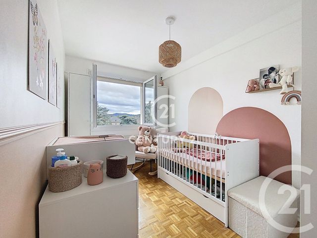 Appartement T5 à vendre - 5 pièces - 75.15 m2 - TASSIN LA DEMI LUNE - 69 - RHONE-ALPES - Century 21 La Demi-Lune