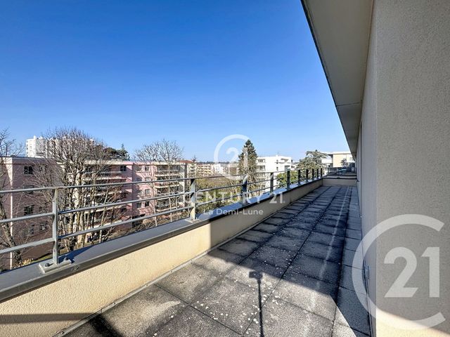 Appartement T4 à louer - 4 pièces - 92.35 m2 - TASSIN LA DEMI LUNE - 69 - RHONE-ALPES - Century 21 La Demi-Lune