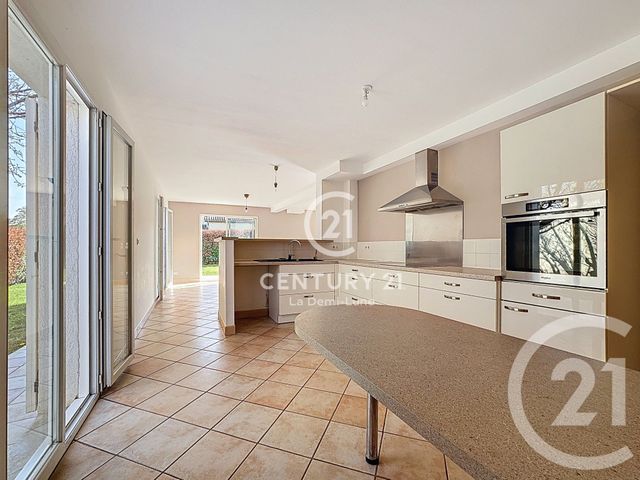 maison à vendre - 7 pièces - 137.2 m2 - GREZIEU LA VARENNE - 69 - RHONE-ALPES - Century 21 La Demi-Lune