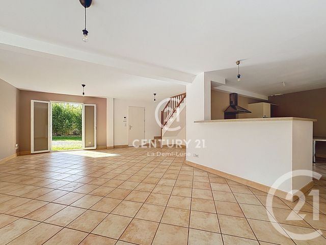 maison à vendre - 7 pièces - 137.2 m2 - GREZIEU LA VARENNE - 69 - RHONE-ALPES - Century 21 La Demi-Lune