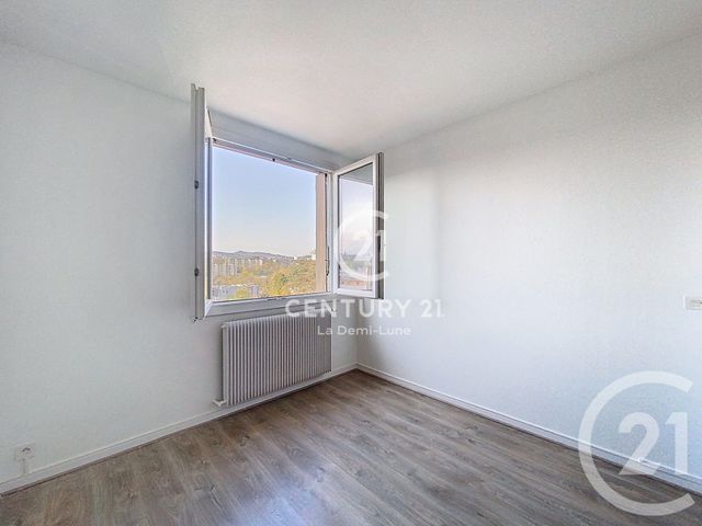 Appartement T3 à vendre - 3 pièces - 67.95 m2 - TASSIN LA DEMI LUNE - 69 - RHONE-ALPES - Century 21 La Demi-Lune