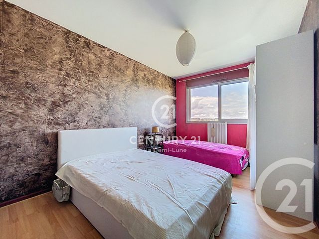 Appartement T4 à vendre - 5 pièces - 100.67 m2 - LYON - 69009 - RHONE-ALPES - Century 21 La Demi-Lune