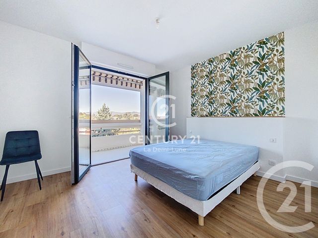 Appartement T2 à louer - 2 pièces - 55.09 m2 - TASSIN LA DEMI LUNE - 69 - RHONE-ALPES - Century 21 La Demi-Lune