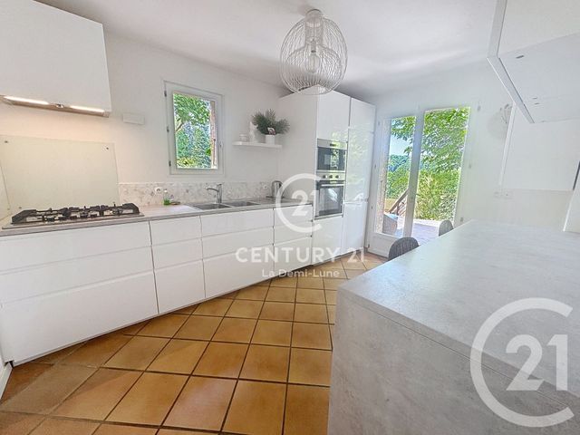 maison à vendre - 7 pièces - 178.26 m2 - CHARBONNIERES LES BAINS - 69 - RHONE-ALPES - Century 21 La Demi-Lune