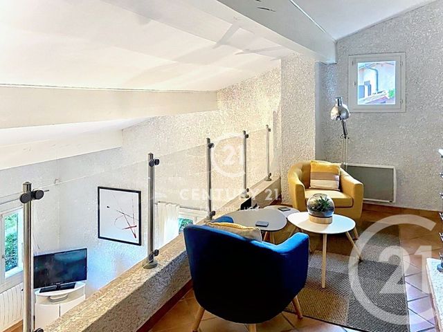 maison à vendre - 7 pièces - 178.26 m2 - CHARBONNIERES LES BAINS - 69 - RHONE-ALPES - Century 21 La Demi-Lune