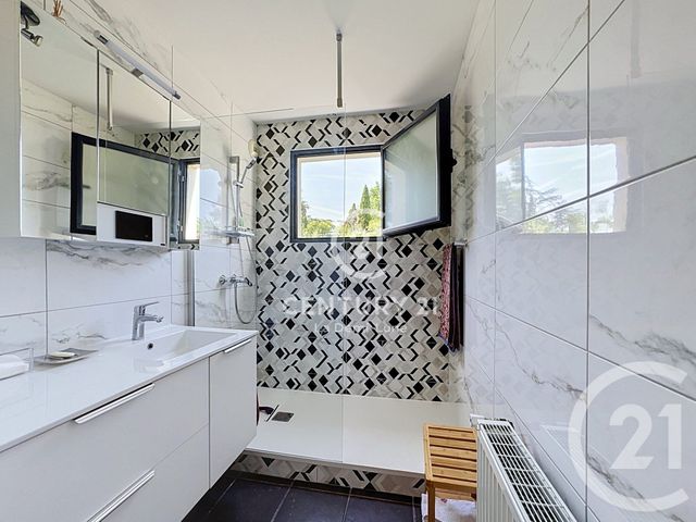 Appartement T3 à vendre - 3 pièces - 77.55 m2 - CRAPONNE - 69 - RHONE-ALPES - Century 21 La Demi-Lune
