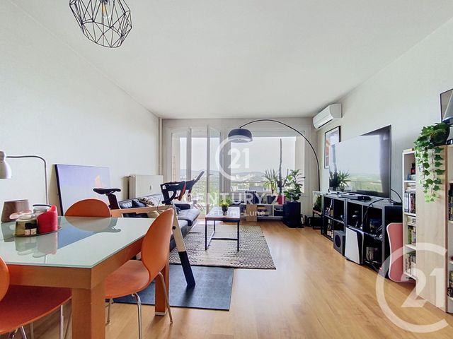 Appartement T3 à vendre - 3 pièces - 62.03 m2 - LYON - 69005 - RHONE-ALPES - Century 21 La Demi-Lune