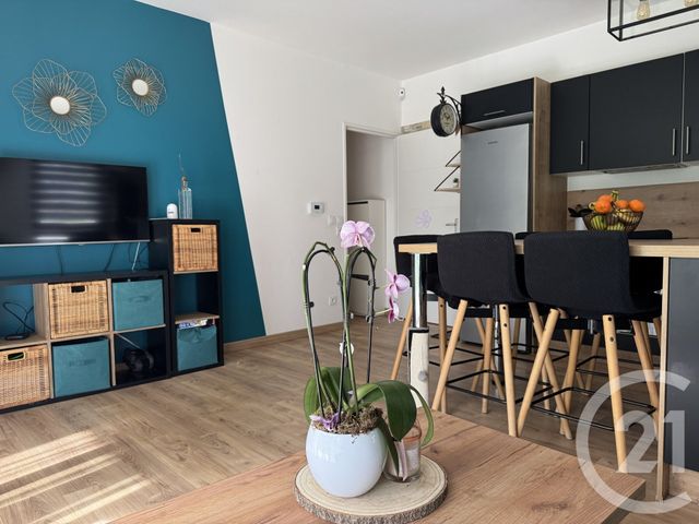Appartement T3 à louer - 3 pièces - 54.28 m2 - ECULLY - 69 - RHONE-ALPES - Century 21 La Demi-Lune