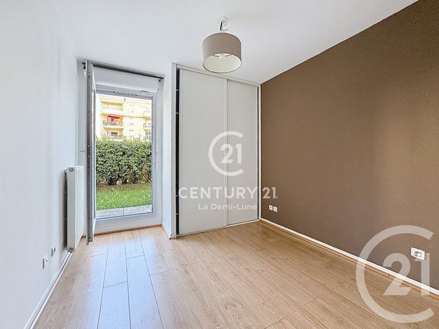Appartement T3 à vendre - 3 pièces - 66.37 m2 - TASSIN LA DEMI LUNE - 69 - RHONE-ALPES - Century 21 La Demi-Lune