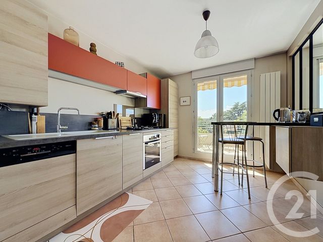 Appartement F4 à vendre - 4 pièces - 110.9 m2 - STE FOY LES LYON - 69 - RHONE-ALPES - Century 21 La Demi-Lune