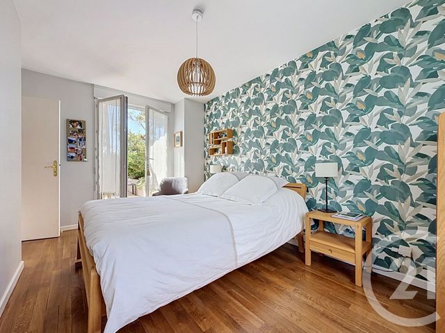 Appartement F4 à vendre - 4 pièces - 110.9 m2 - STE FOY LES LYON - 69 - RHONE-ALPES - Century 21 La Demi-Lune