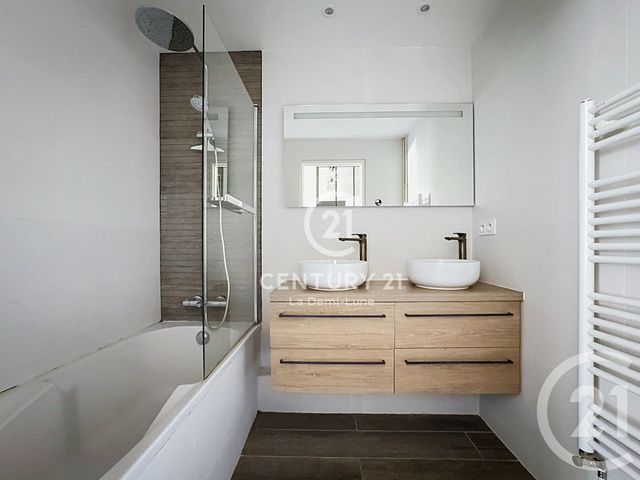Appartement T3 à vendre - 3 pièces - 69.0 m2 - TASSIN LA DEMI LUNE - 69 - RHONE-ALPES - Century 21 La Demi-Lune