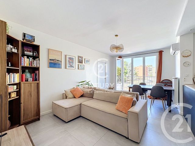 Appartement T3 à vendre - 3 pièces - 69.0 m2 - TASSIN LA DEMI LUNE - 69 - RHONE-ALPES - Century 21 La Demi-Lune