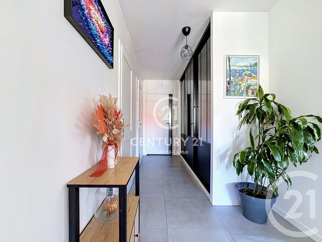 Appartement T3 à vendre - 3 pièces - 69.0 m2 - TASSIN LA DEMI LUNE - 69 - RHONE-ALPES - Century 21 La Demi-Lune