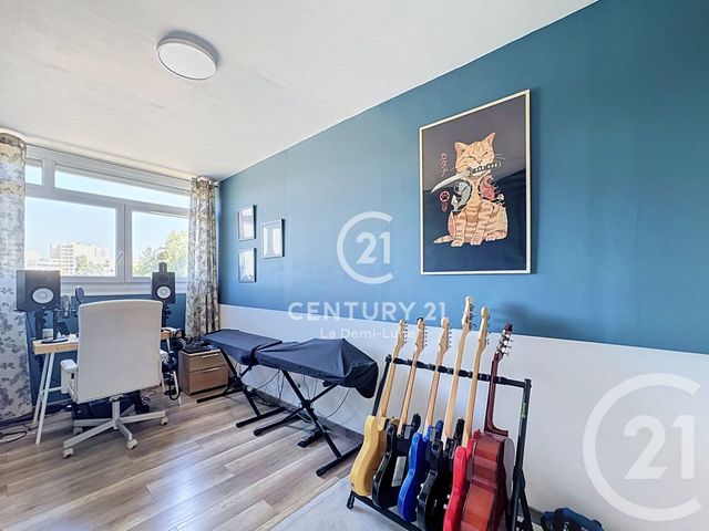 Appartement T4 à vendre - 4 pièces - 78.4 m2 - TASSIN LA DEMI LUNE - 69 - RHONE-ALPES - Century 21 La Demi-Lune