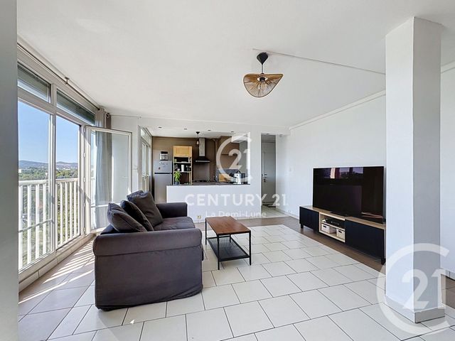 Appartement T4 à vendre - 4 pièces - 78.4 m2 - TASSIN LA DEMI LUNE - 69 - RHONE-ALPES - Century 21 La Demi-Lune