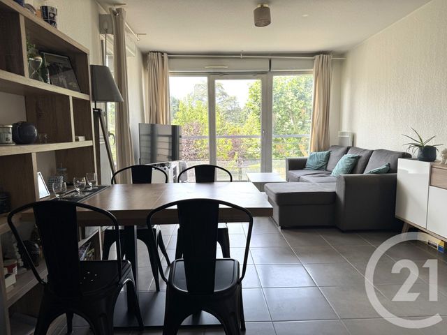 Appartement T2 à louer - 2 pièces - 46.41 m2 - TASSIN LA DEMI LUNE - 69 - RHONE-ALPES - Century 21 La Demi-Lune