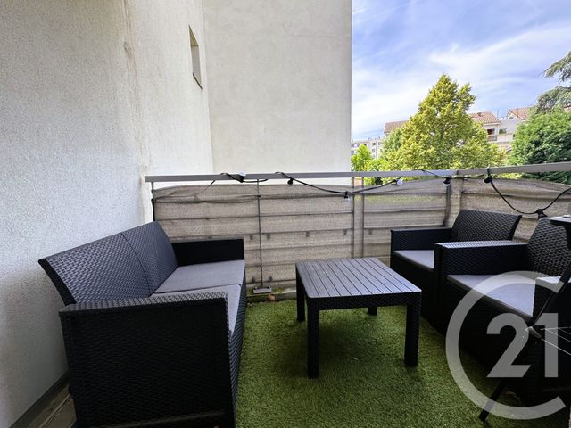 Appartement T2 à louer - 2 pièces - 46.41 m2 - TASSIN LA DEMI LUNE - 69 - RHONE-ALPES - Century 21 La Demi-Lune