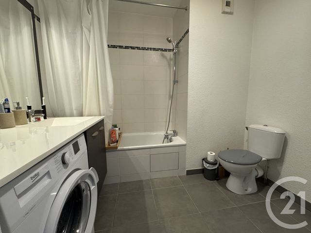 Appartement T2 à louer - 2 pièces - 46.41 m2 - TASSIN LA DEMI LUNE - 69 - RHONE-ALPES - Century 21 La Demi-Lune