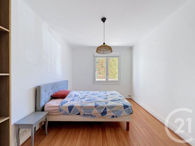 Appartement F3 à vendre - 3 pièces - 54.8 m2 - LYON - 69005 - RHONE-ALPES - Century 21 La Demi-Lune