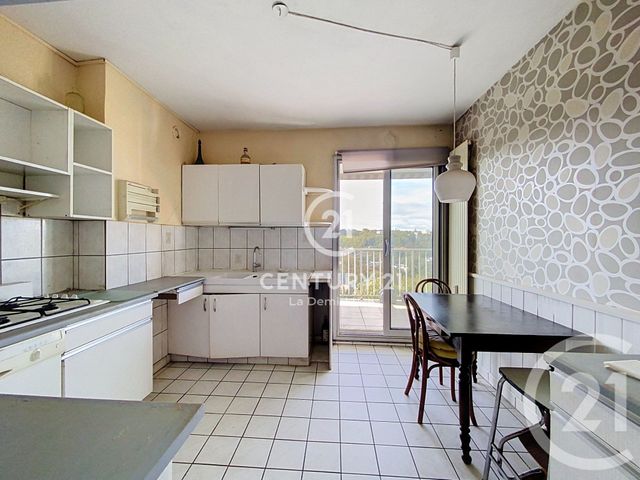 Appartement T3 à vendre - 3 pièces - 75.17 m2 - TASSIN LA DEMI LUNE - 69 - RHONE-ALPES - Century 21 La Demi-Lune
