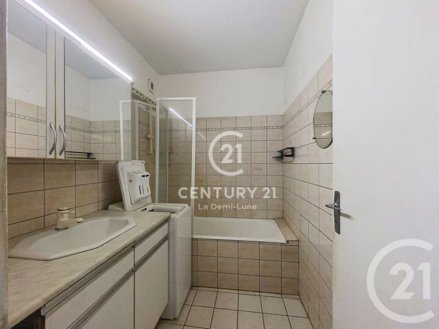 Appartement T3 à vendre - 3 pièces - 75.17 m2 - TASSIN LA DEMI LUNE - 69 - RHONE-ALPES - Century 21 La Demi-Lune