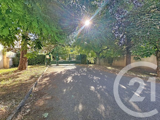 Appartement T3 à vendre - 5 pièces - 98.74 m2 - TASSIN LA DEMI LUNE - 69 - RHONE-ALPES - Century 21 La Demi-Lune