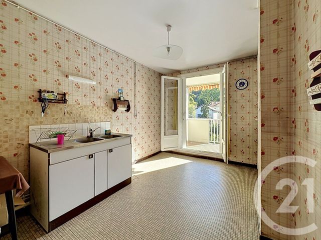 Appartement T3 à vendre - 5 pièces - 98.74 m2 - TASSIN LA DEMI LUNE - 69 - RHONE-ALPES - Century 21 La Demi-Lune