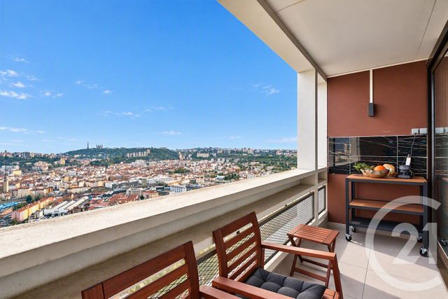 Appartement F4 à vendre - 4 pièces - 83.02 m2 - LYON - 69009 - RHONE-ALPES - Century 21 La Demi-Lune