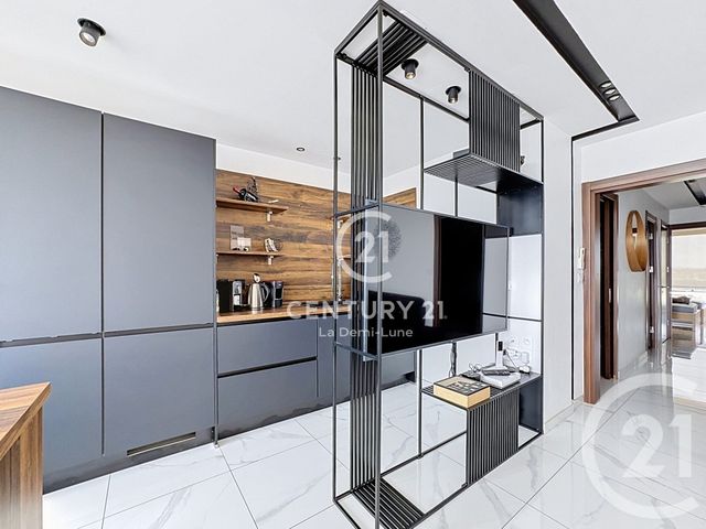 Appartement F4 à vendre - 4 pièces - 83.02 m2 - LYON - 69009 - RHONE-ALPES - Century 21 La Demi-Lune