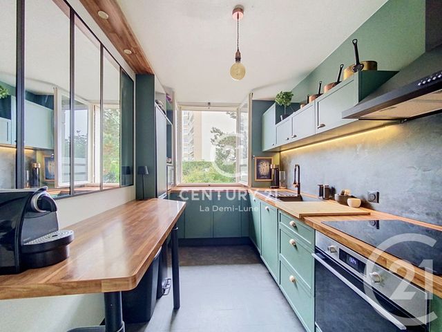 Appartement T4 à vendre - 4 pièces - 66.19 m2 - LYON - 69005 - RHONE-ALPES - Century 21 La Demi-Lune